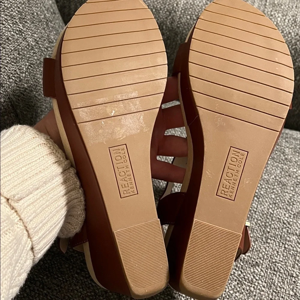Kenneth Cole Reaction Women's Cami Platform Wedge Sandals Brown Size 10 NEW